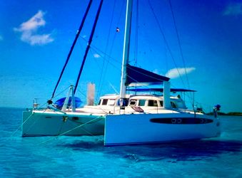 43' Dolphin 2002 Yacht For Sale